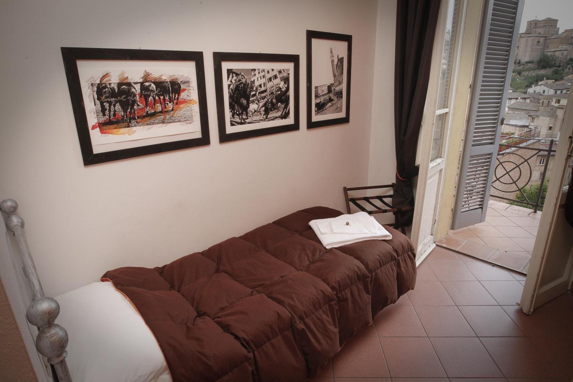 B&B Le Lupe Siena Habitación foto